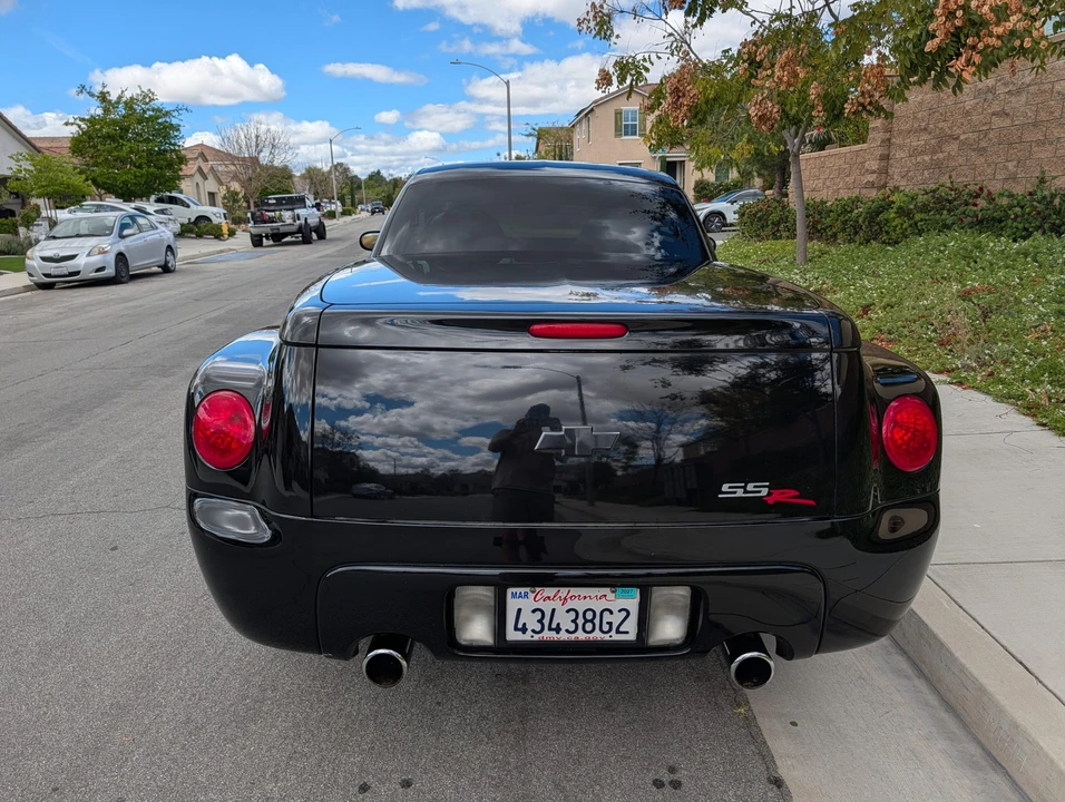 2004 Chevrolet SSR - Image 20 of 31