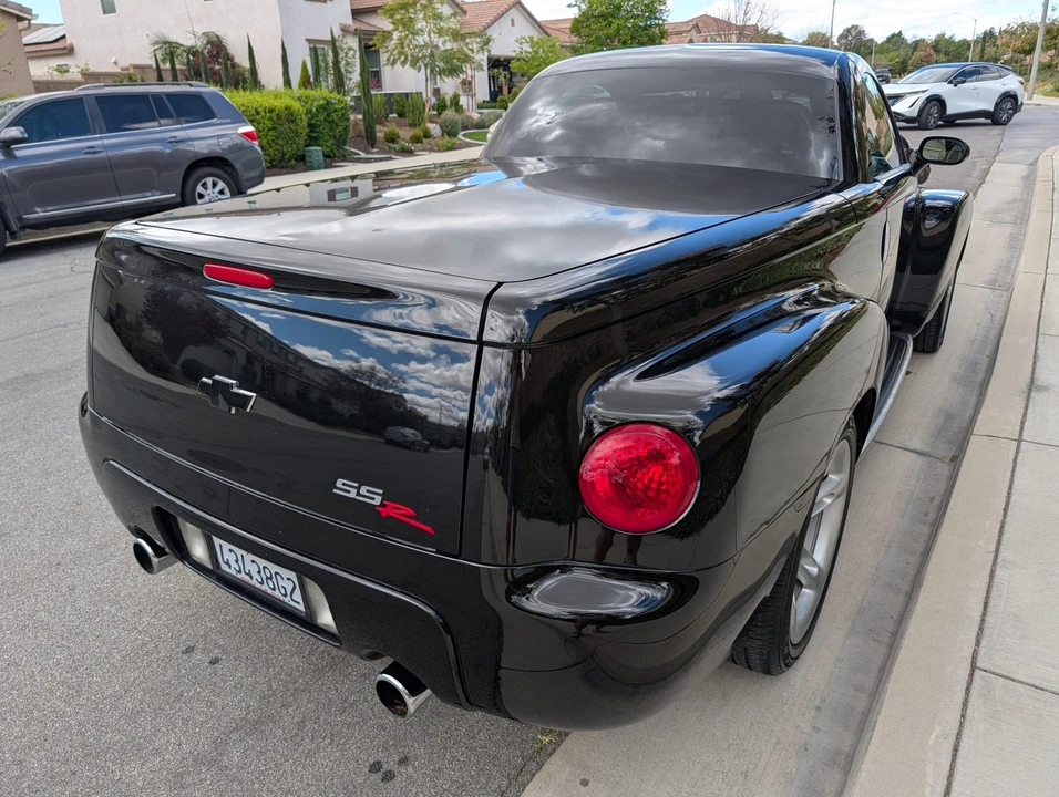 2004 Chevrolet SSR - Image 26 of 31