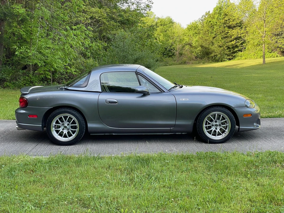 2004 Mazda NB Mazdaspeed MX-5 Miata - Image 11 of 31