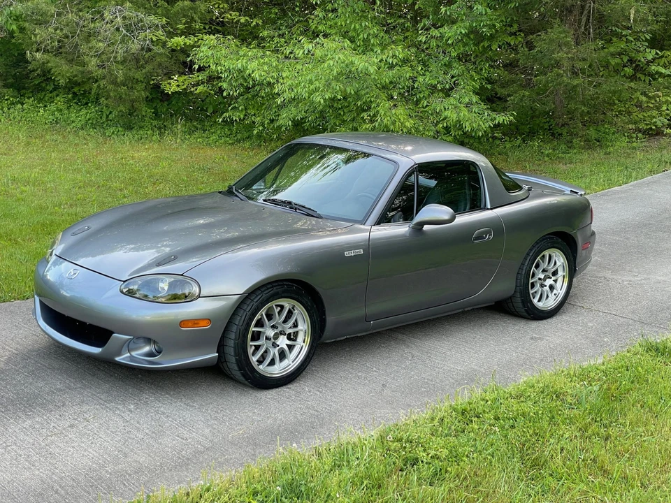 2004 Mazda NB Mazdaspeed MX-5 Miata - Image 2 of 31