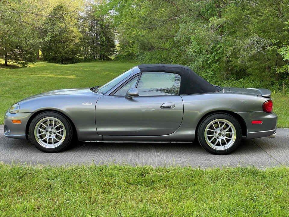 2004 Mazda NB Mazdaspeed MX-5 Miata - Image 21 of 31
