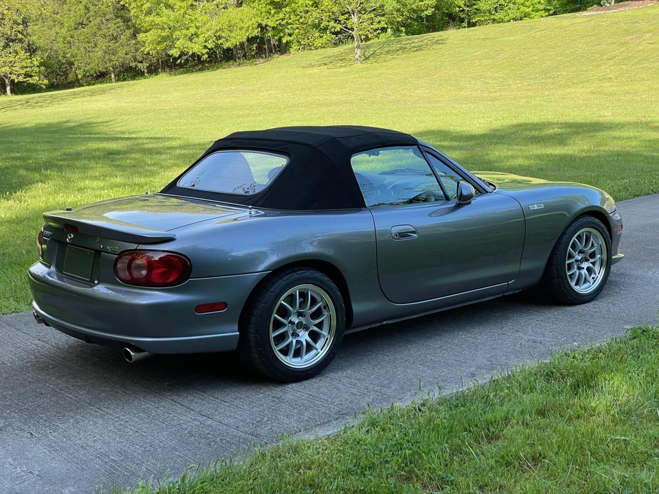2004 Mazda NB Mazdaspeed MX-5 Miata - Image 24 of 31