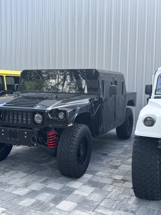 2005 Hummer HMMWV - Image 7 of 31