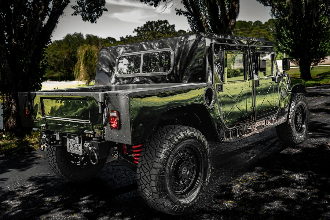 2005 Hummer HMMWV - Image 10 of 31