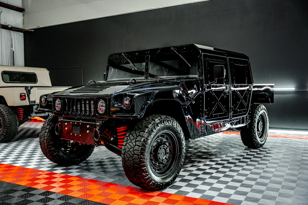 2005 Hummer HMMWV - Image 13 of 31
