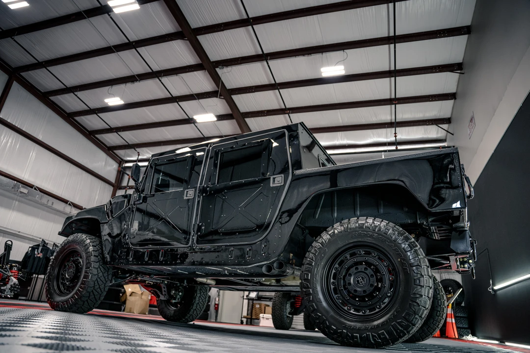 2005 Hummer HMMWV - Image 15 of 31