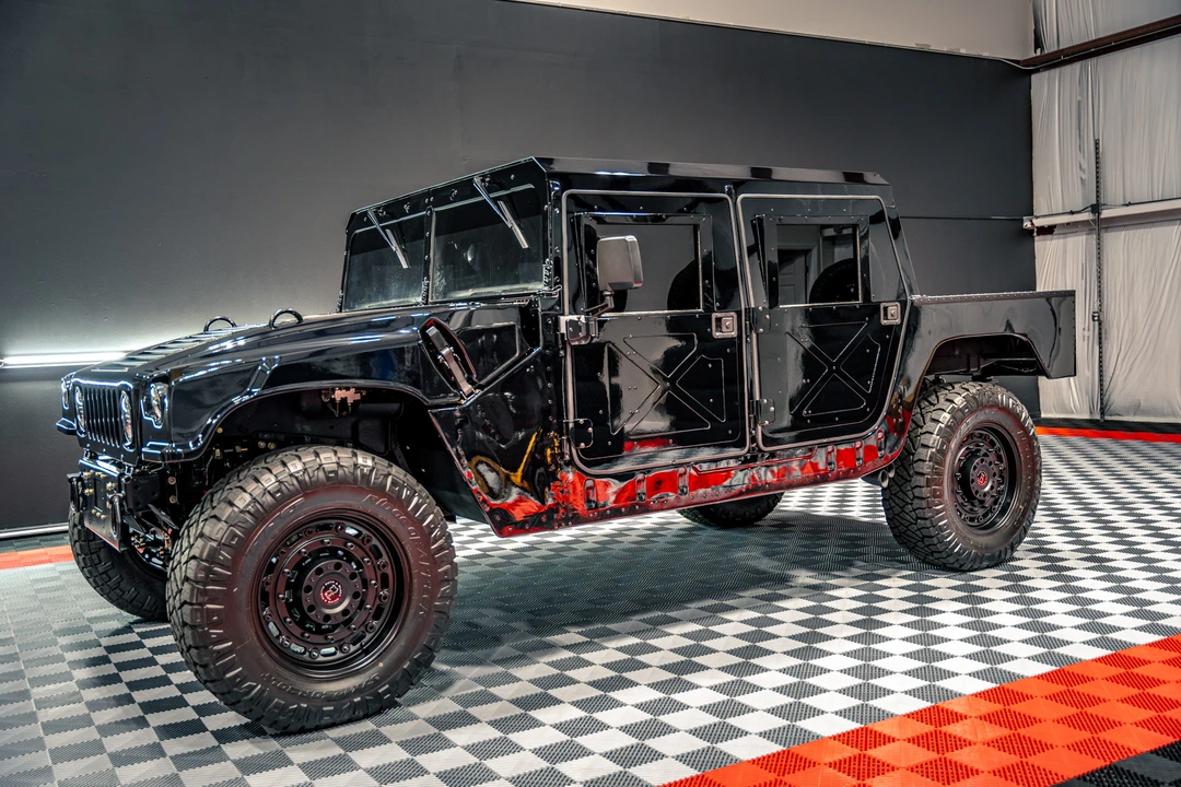 2005 Hummer HMMWV - Image 14 of 31