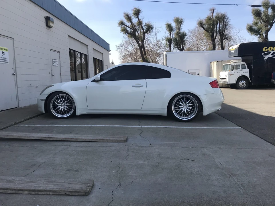 2005 Infiniti G35 3rd Gen - Image 24 of 31