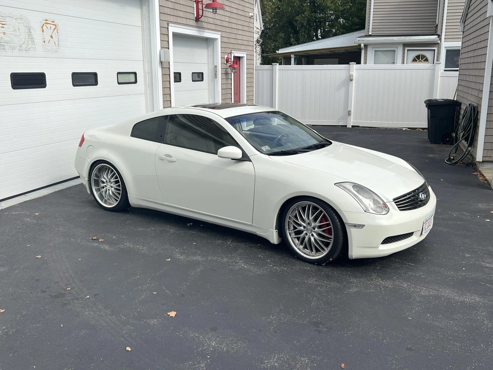 2005 Infiniti G35 3rd Gen - Image 23 of 31
