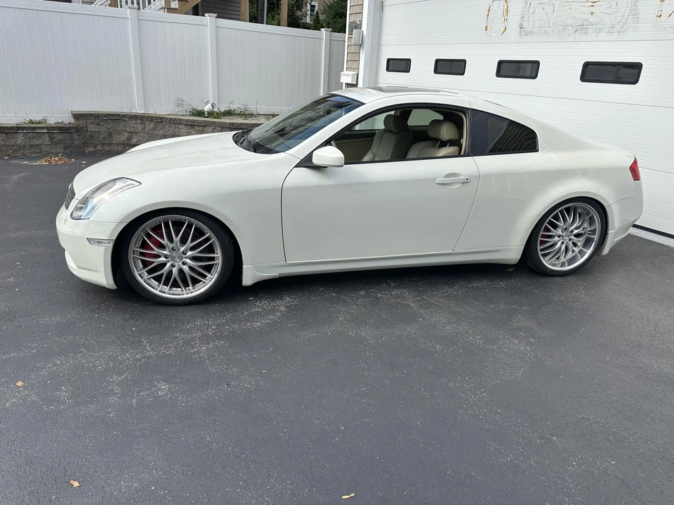 2005 Infiniti G35 3rd Gen - Image 18 of 31