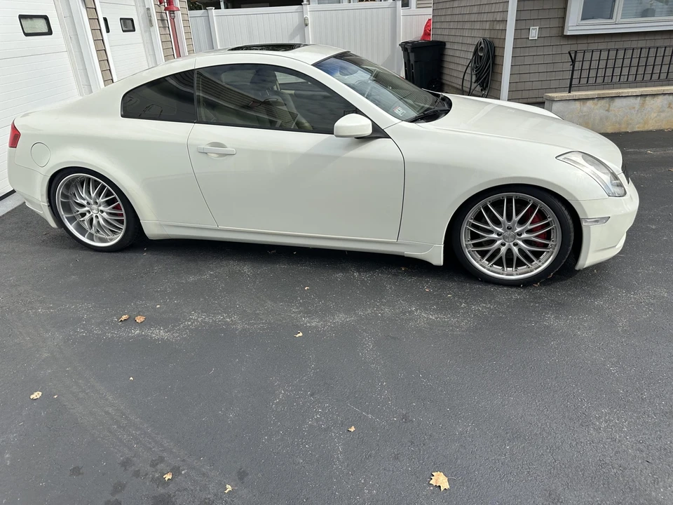2005 Infiniti G35 3rd Gen - Image 19 of 31