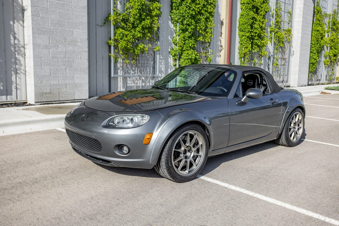 2006 Mazda NC MX-5 Miata - Image 2 of 31