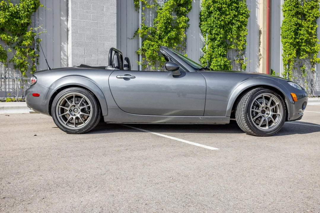 2006 Mazda NC MX-5 Miata - Image 18 of 31