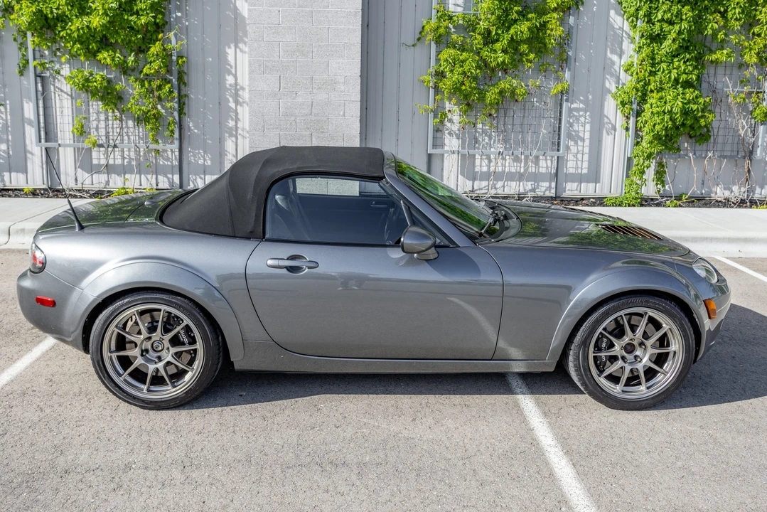 2006 Mazda NC MX-5 Miata - Image 22 of 31