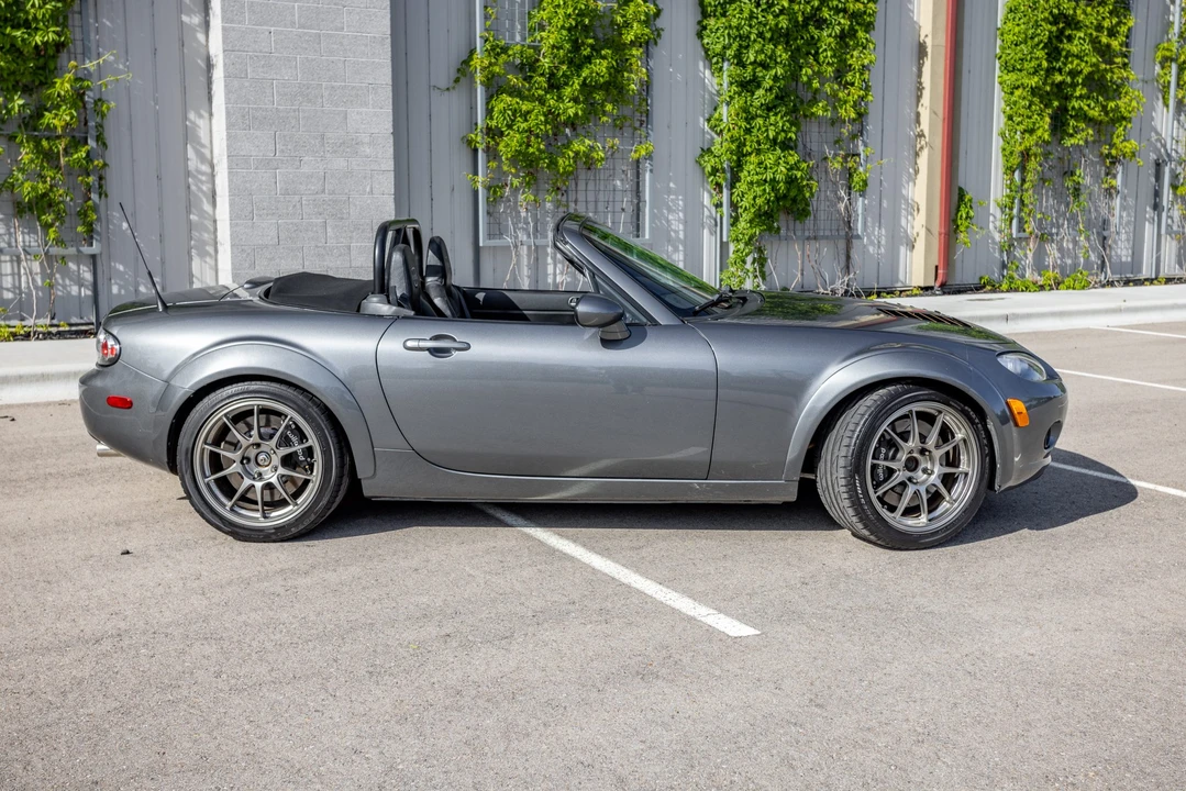 2006 Mazda NC MX-5 Miata - Image 20 of 31