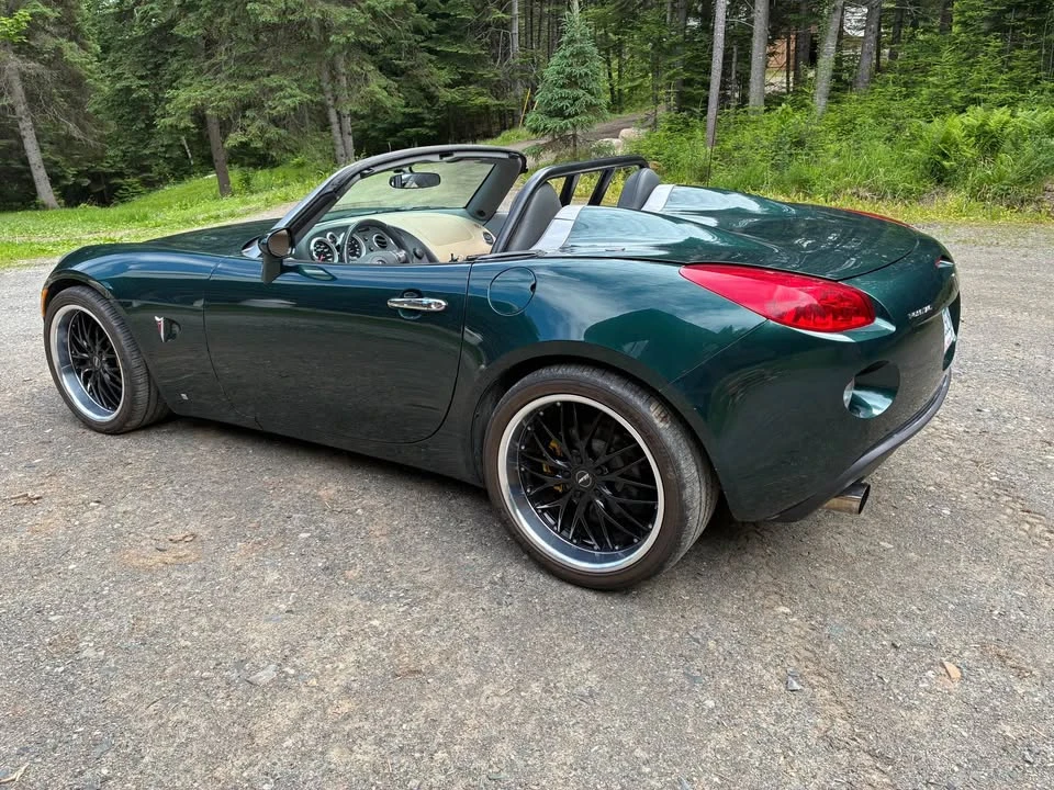 2006 Pontiac Solstice - Image 10 of 31