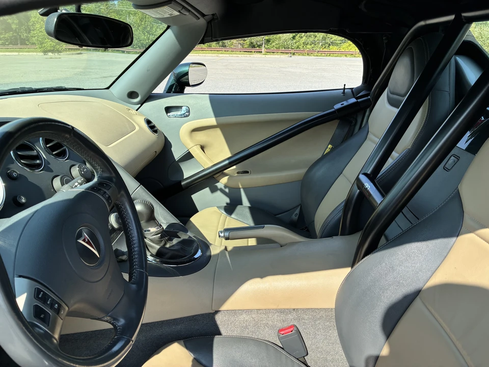 2006 Pontiac Solstice - Image 29 of 31
