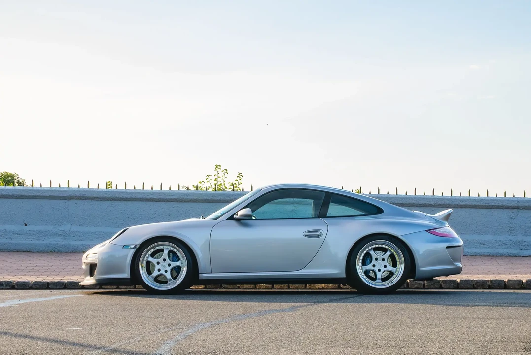 2006 Porsche 997 Carrera 4 - Image 5 of 6
