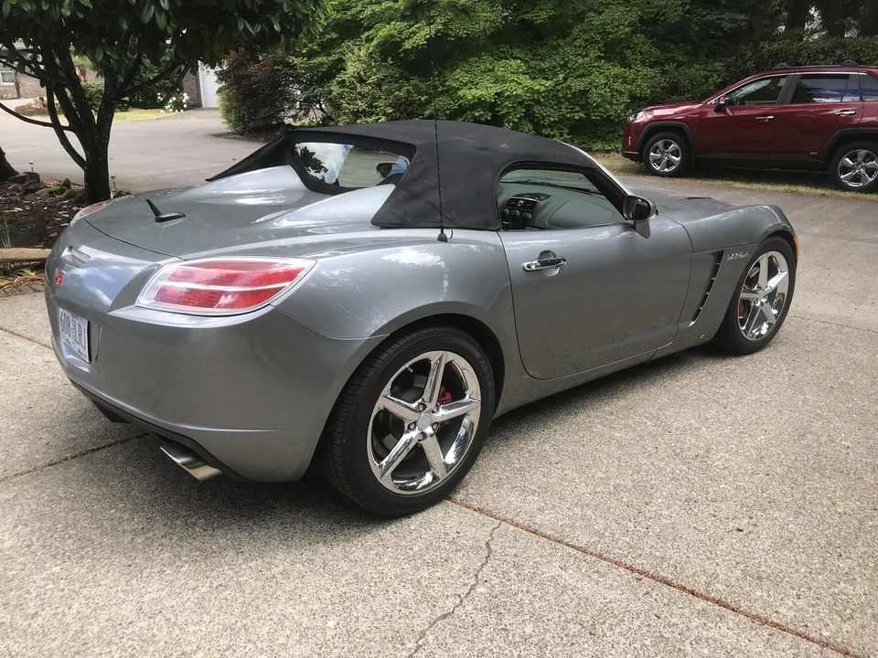 2007 Saturn Sky - Image 19 of 31
