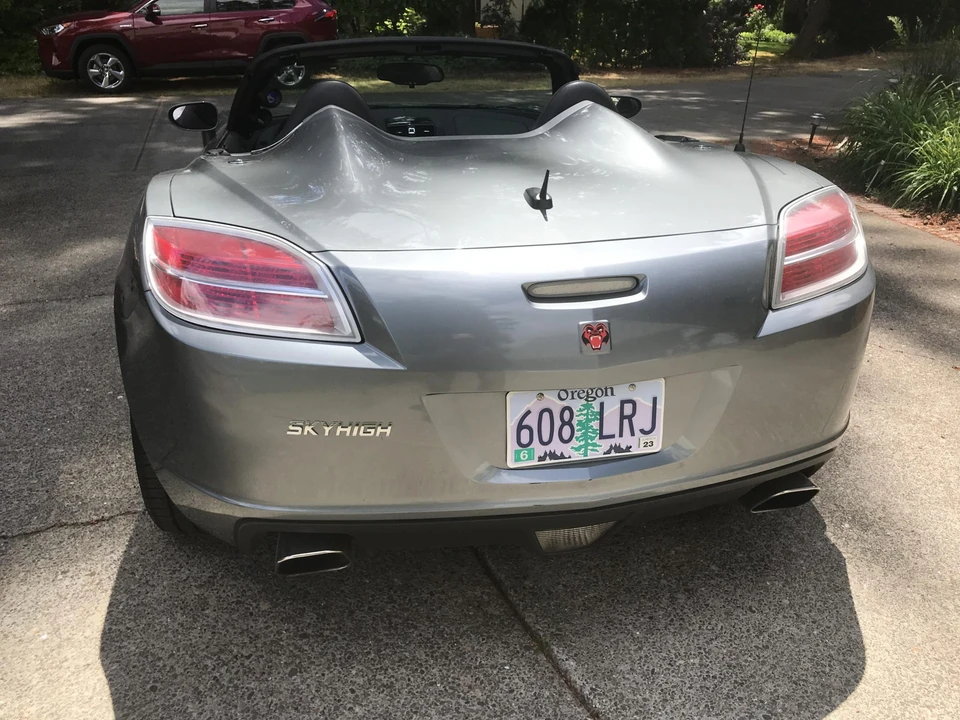 2007 Saturn Sky - Image 9 of 31