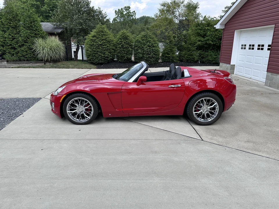 2007 Saturn Sky - Image 11 of 31