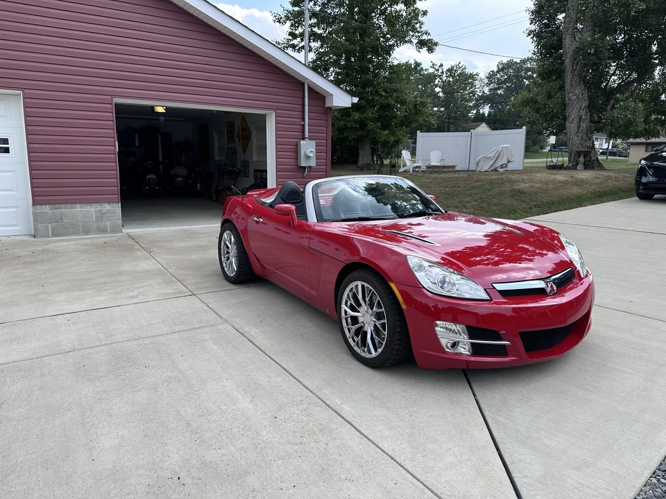 2007 Saturn Sky - Image 17 of 31