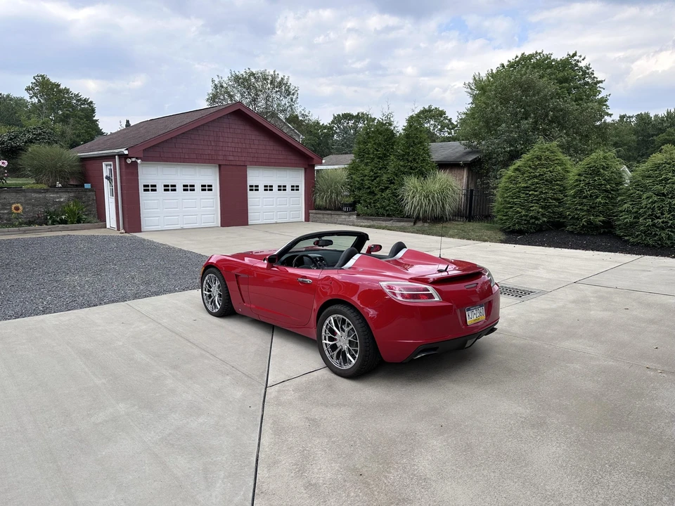 2007 Saturn Sky - Image 10 of 31