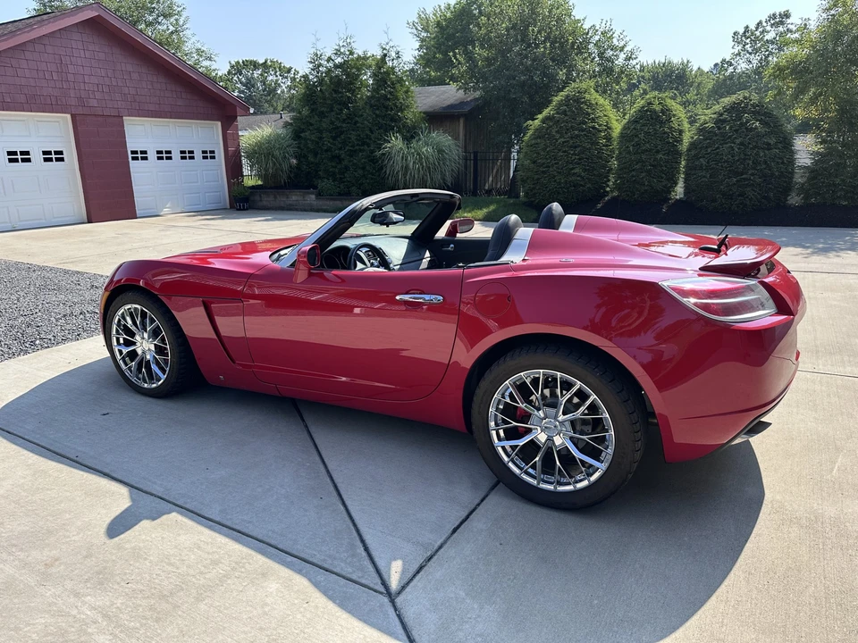 2007 Saturn Sky - Image 24 of 31