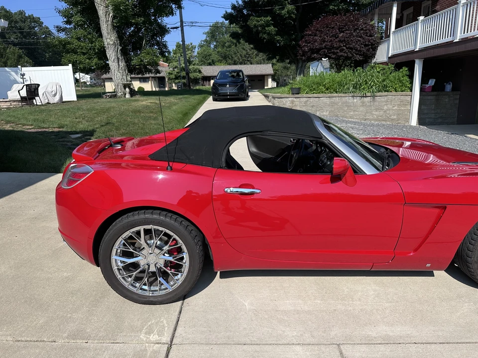 2007 Saturn Sky - Image 28 of 31