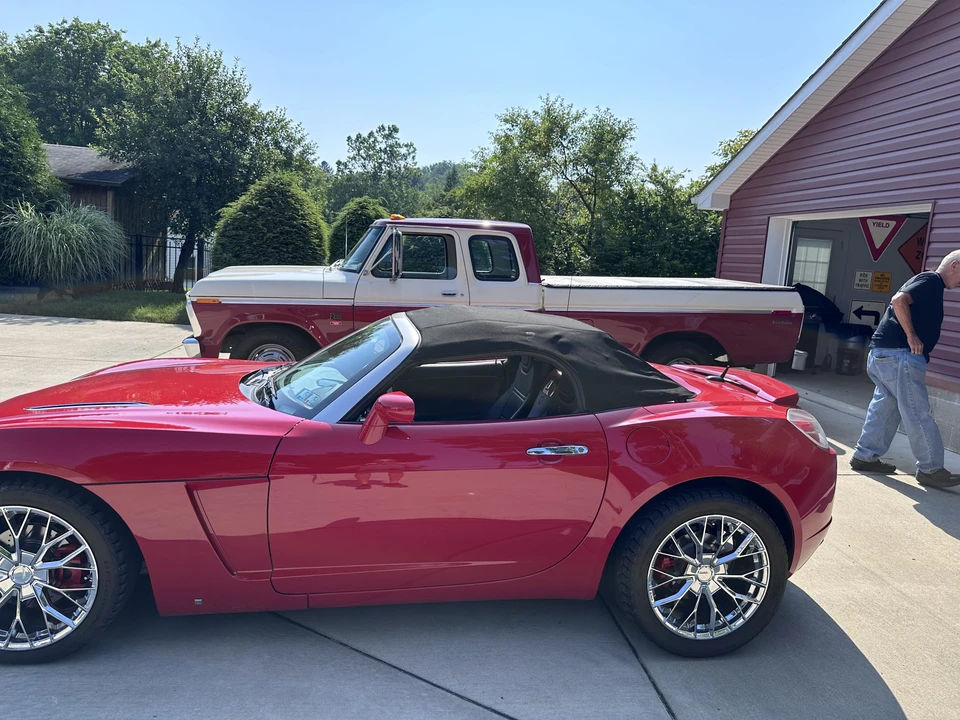 2007 Saturn Sky - Image 23 of 31