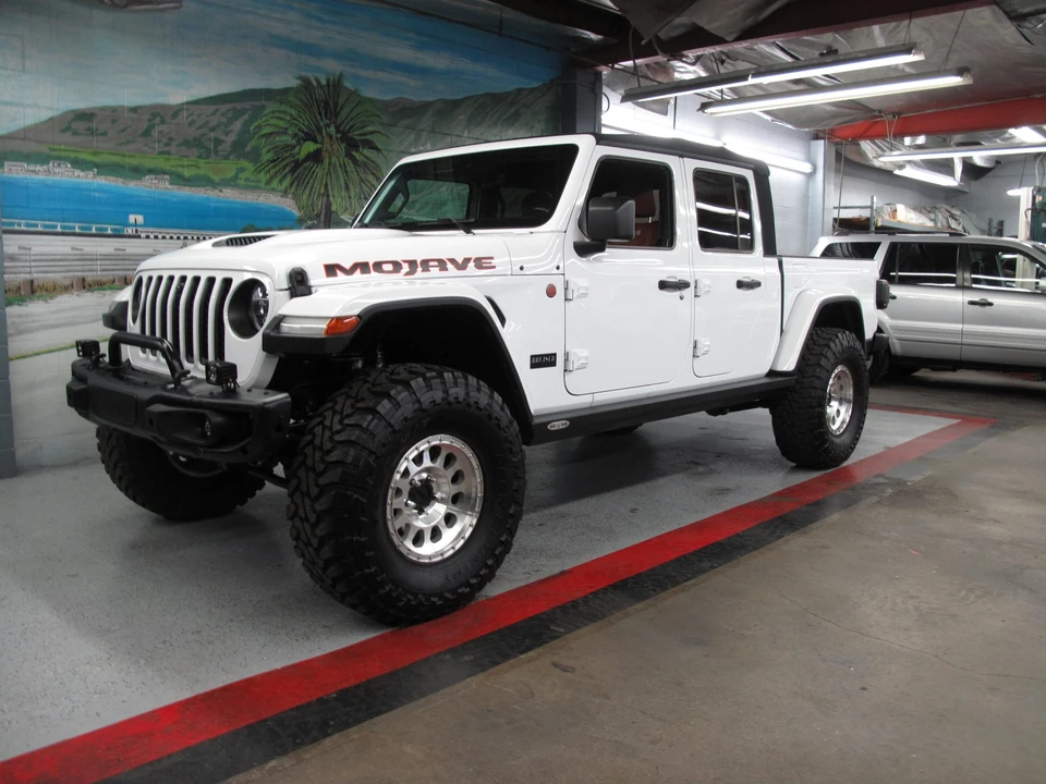 2021 Jeep JT Gladiator - Image 3 of 31