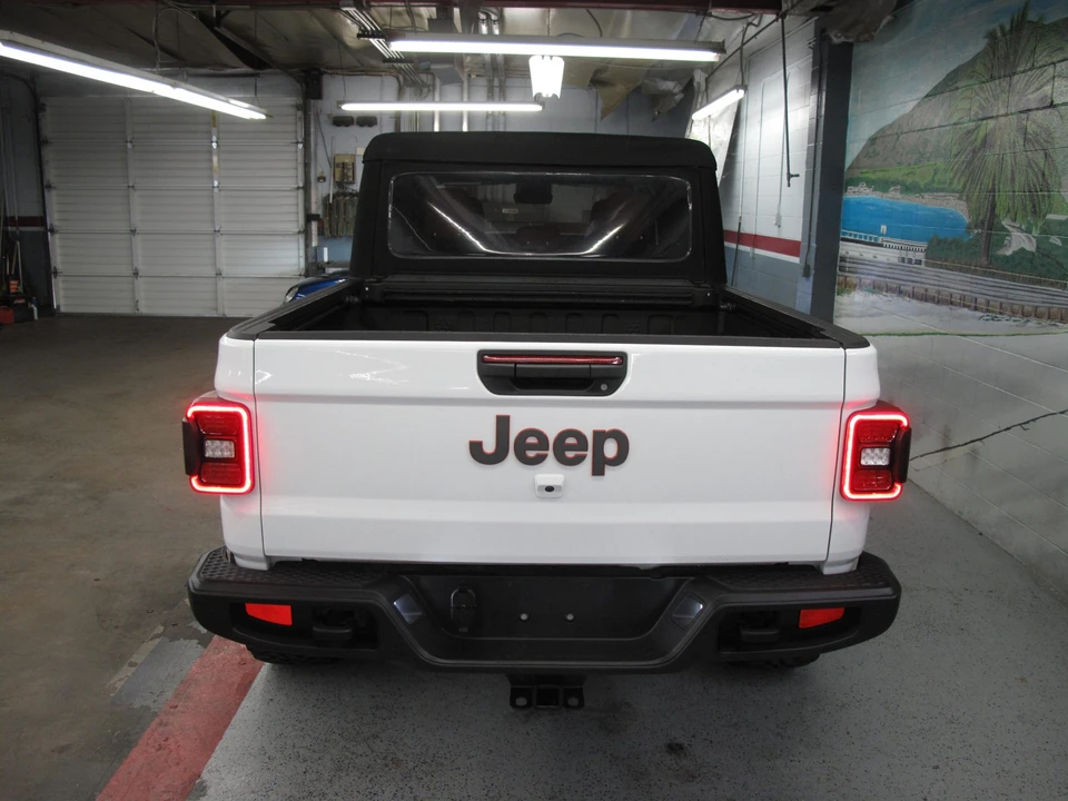 2021 Jeep JT Gladiator - Image 13 of 31