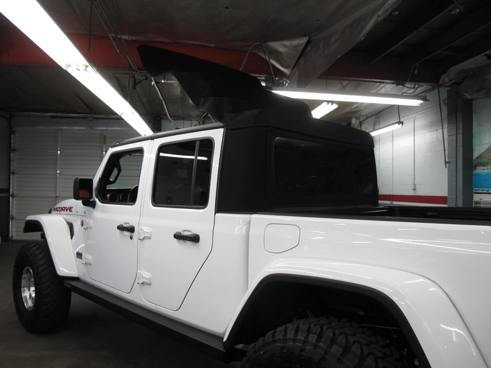 2021 Jeep JT Gladiator - Image 30 of 31