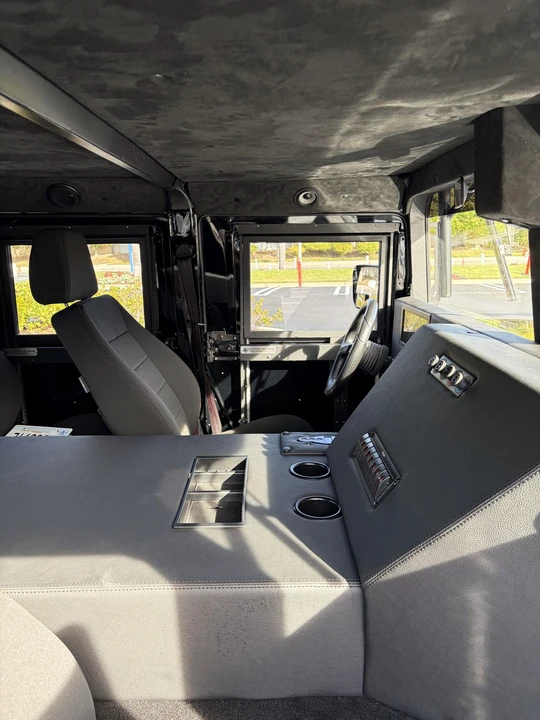 AM General Hummer - Image 26 of 31