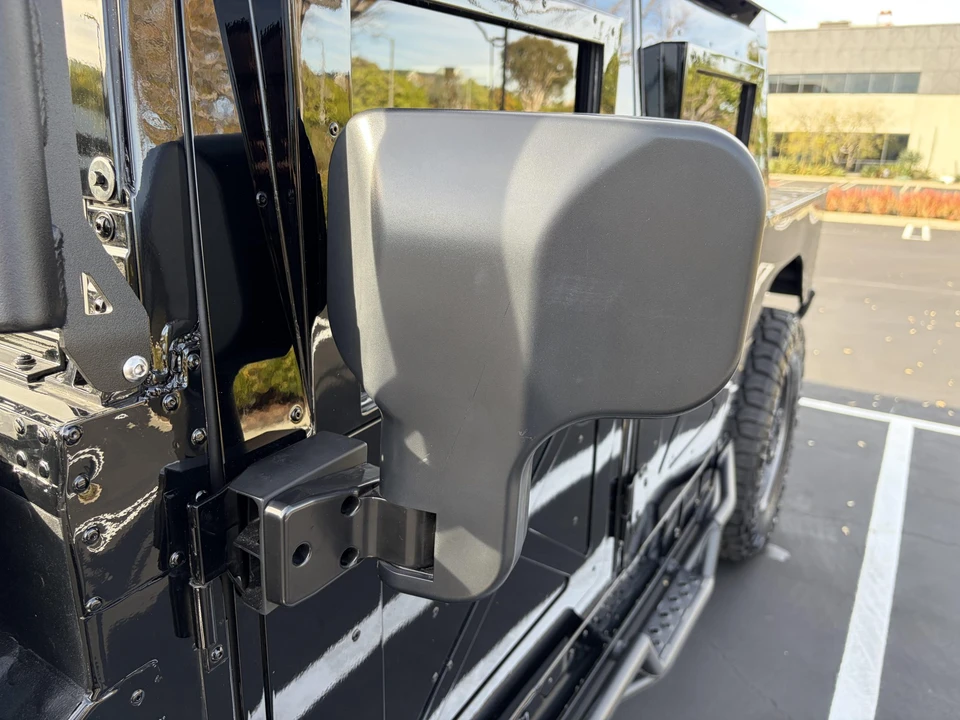 AM General Hummer - Image 12 of 31