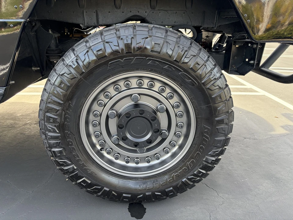 AM General Hummer - Image 20 of 31