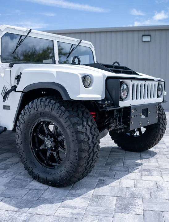 Hummer HMMWV - Image 22 of 31