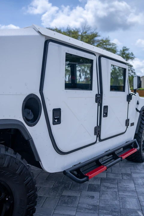 Hummer HMMWV - Image 19 of 31
