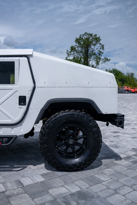Hummer HMMWV - Image 14 of 31