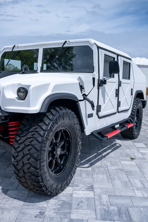 Hummer HMMWV - Image 11 of 31