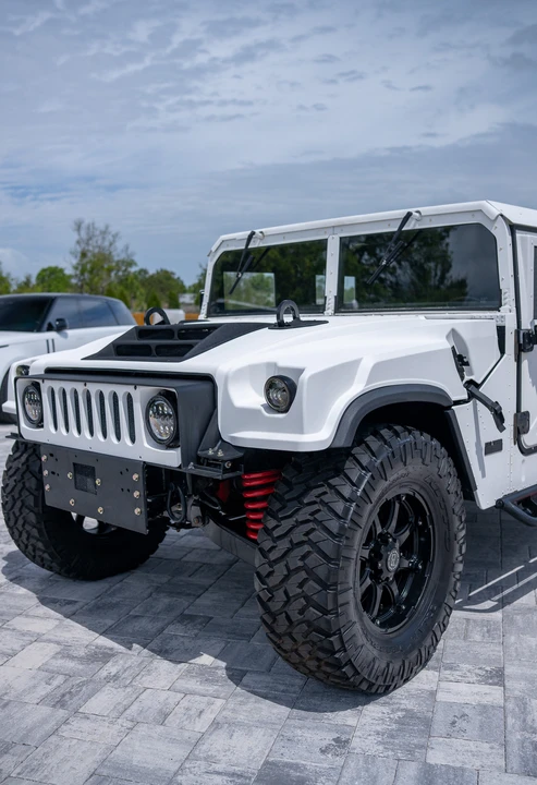 Hummer HMMWV - Image 9 of 31