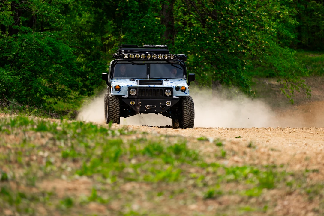 Hummer HMMWV - Image 3 of 31