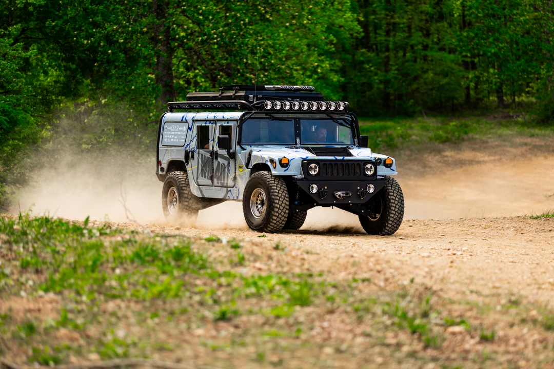 Hummer HMMWV - Image 4 of 31