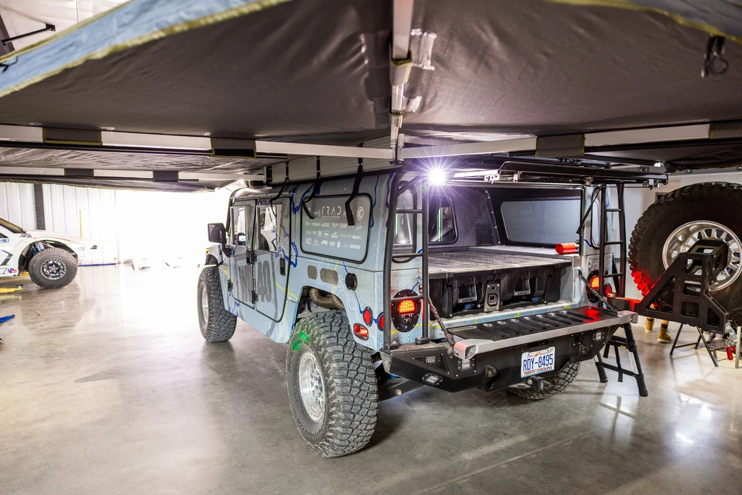 Hummer HMMWV - Image 26 of 31