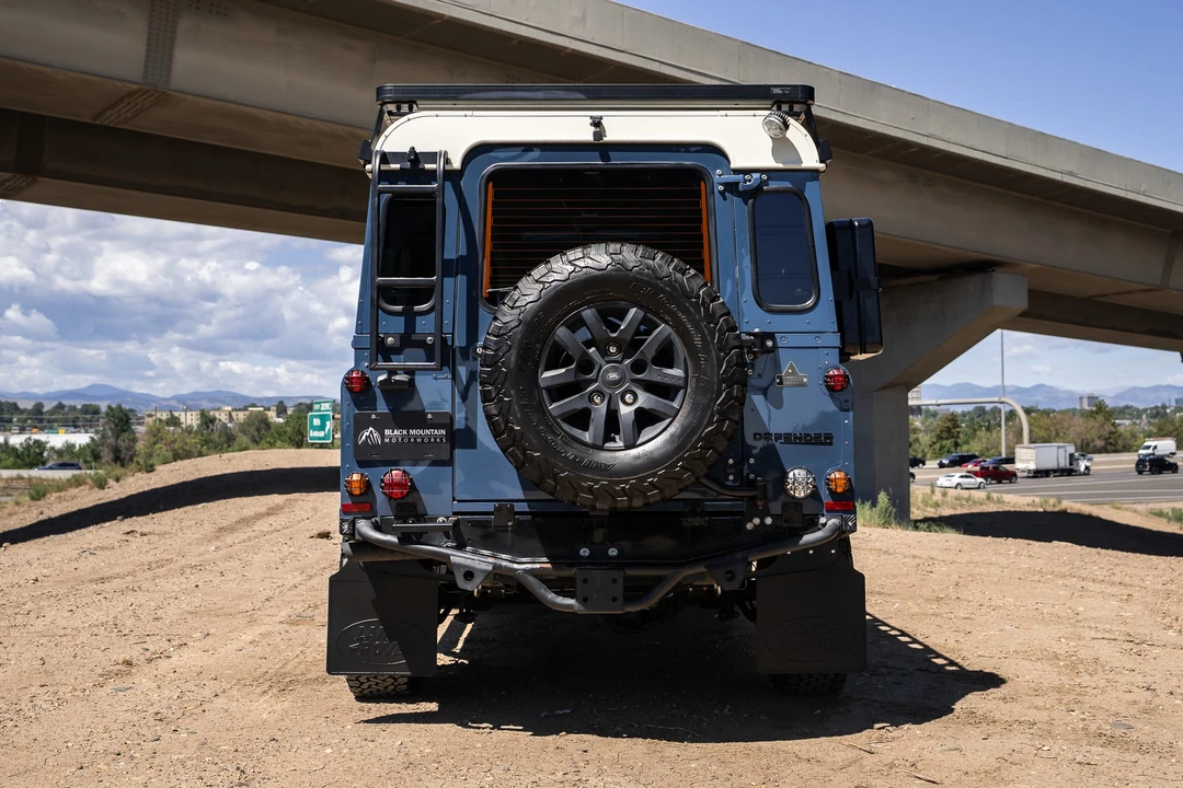 1991 Land Rover Defender 110 - Image 17 of 31