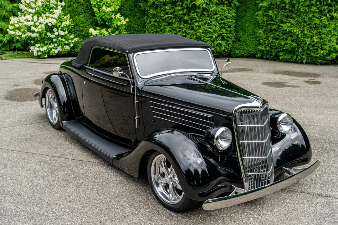 Ford Hot Rod - Image 10 of 31