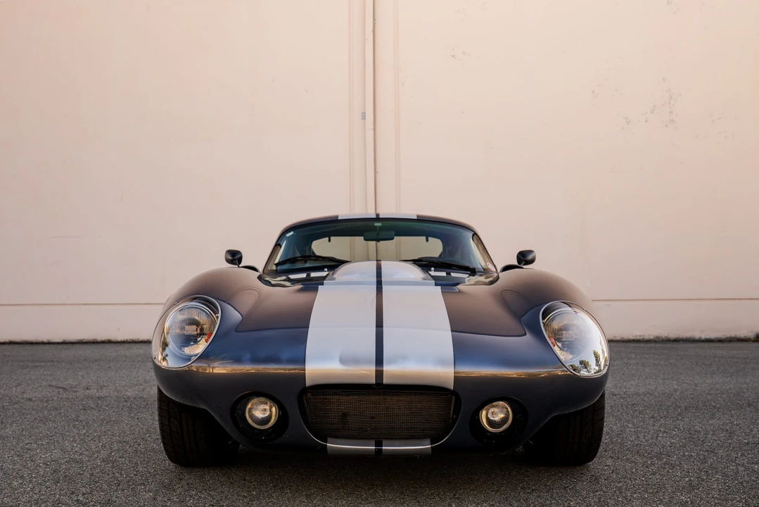 Shelby Daytona Replica - Image 7 of 31