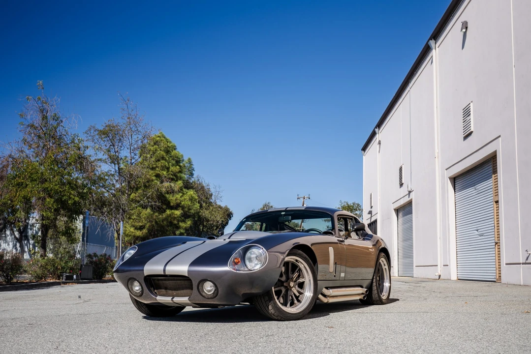 Shelby Daytona Replica - Image 3 of 31
