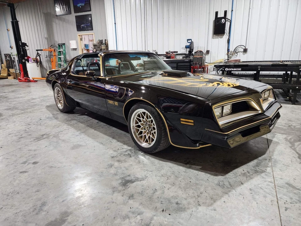 1977 Pontiac Firebird Trans Am 2nd Gen - Image 31 of 31
