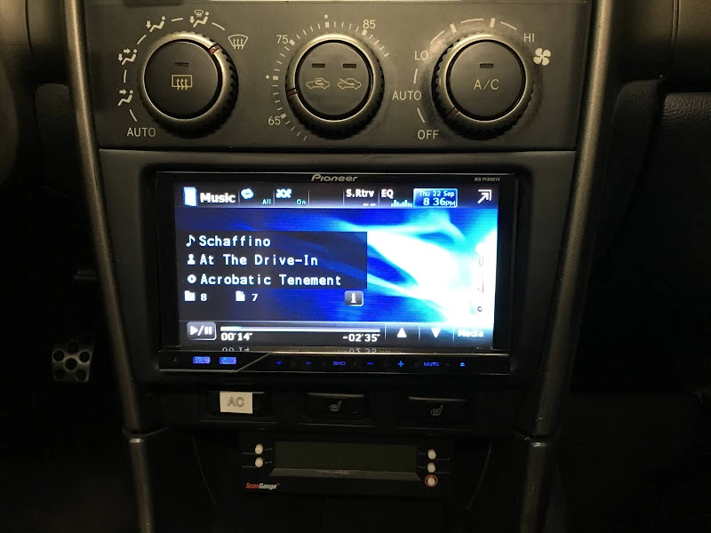 2001 Lexus IS 1st Gen - Image 14 of 18